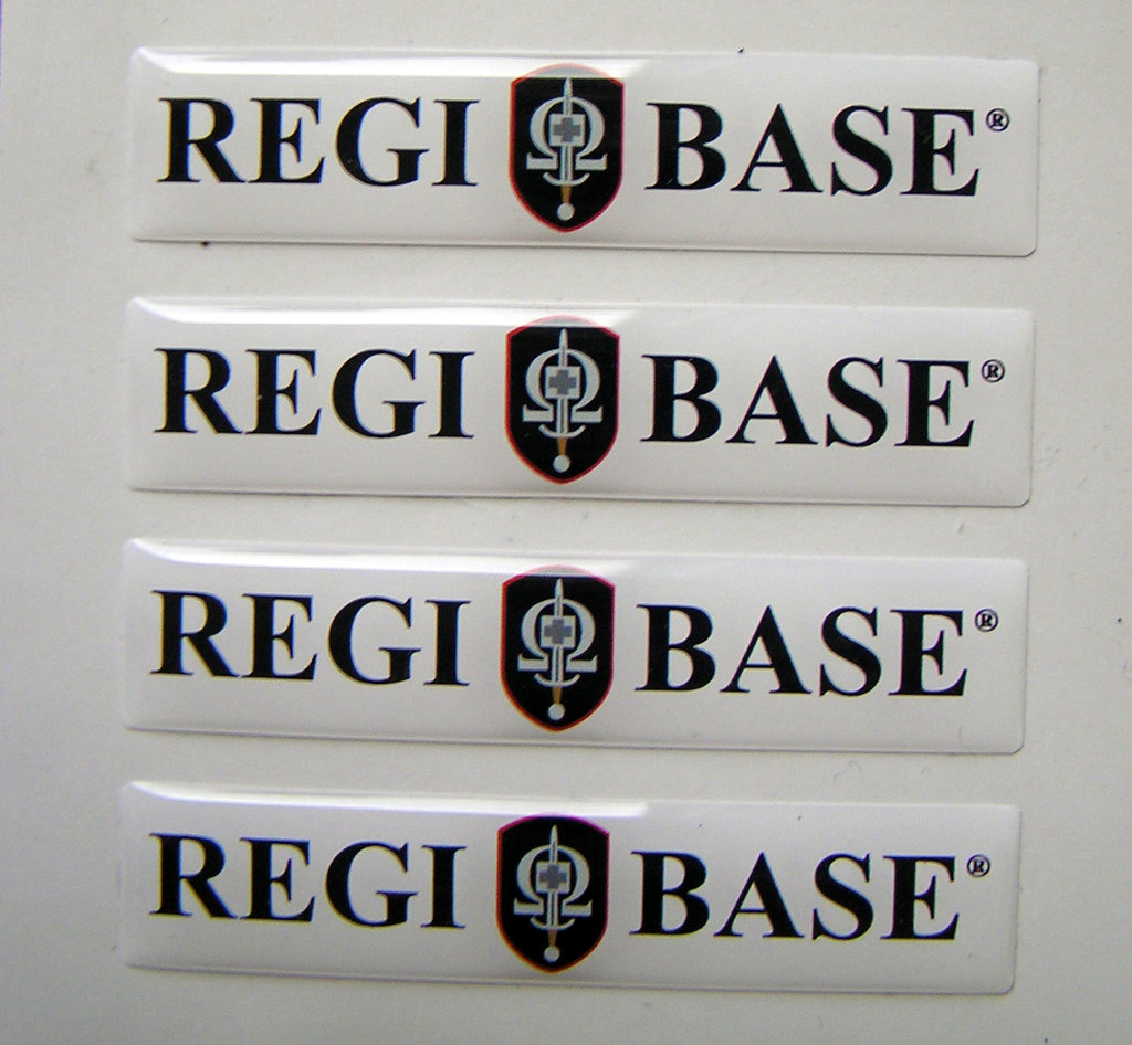 3D velká samolepka "REGI BASE"