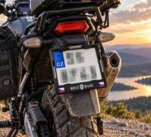 Podložka pod SPZ na motocykl REGI BASE